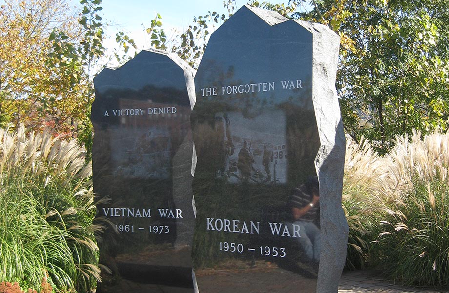 rovelli war monument